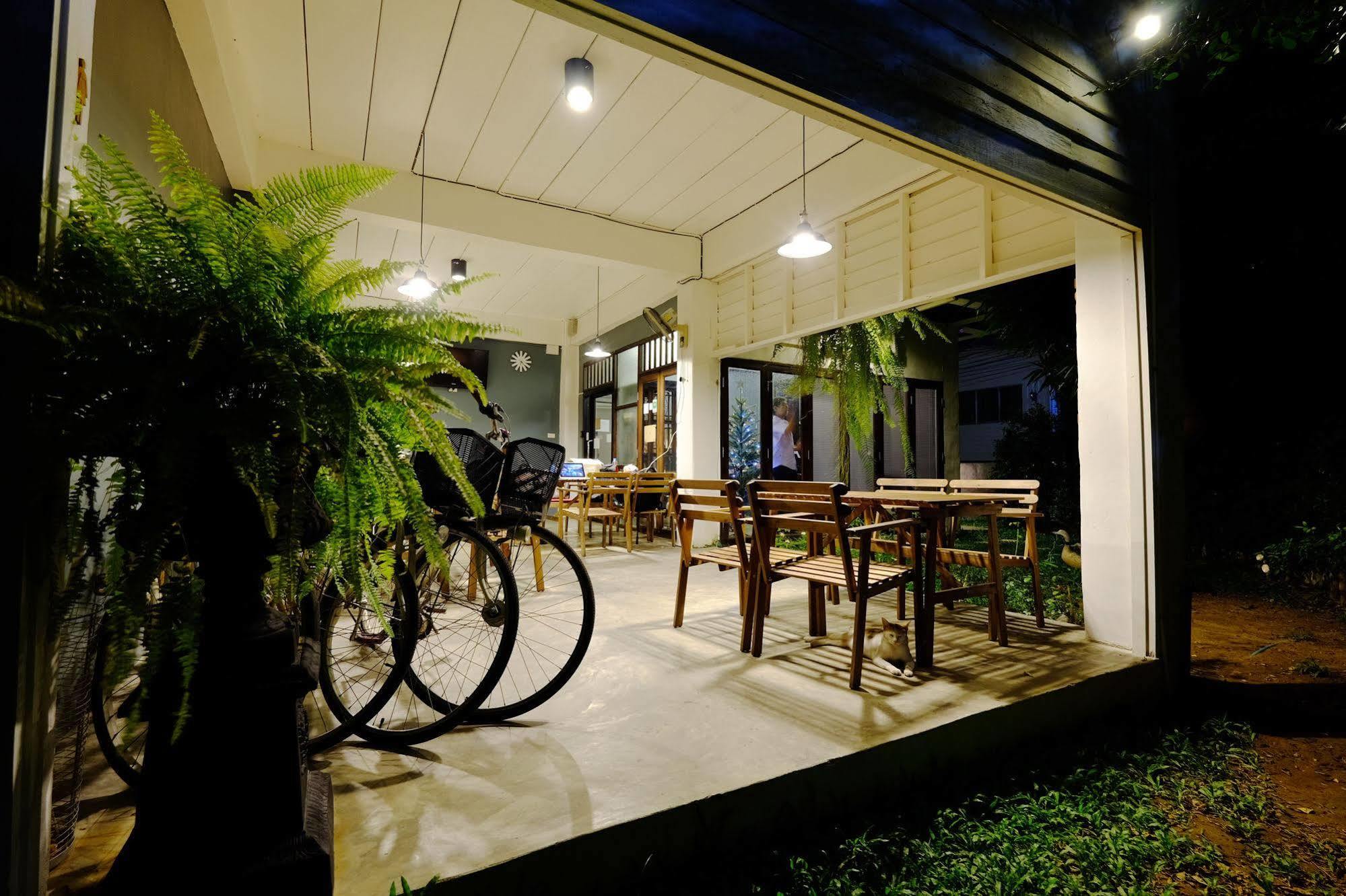 Mona Chiangmai Boutique Hotell Chiang Mai Exteriör bild